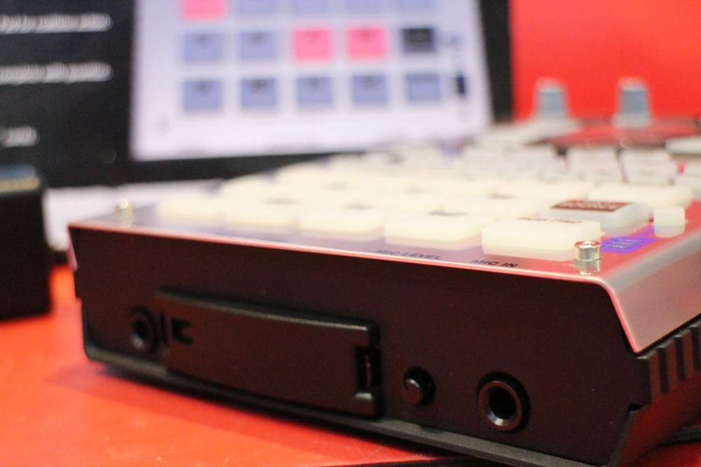 USED Roland SP 404 Sequencer Sampler U2961 260417