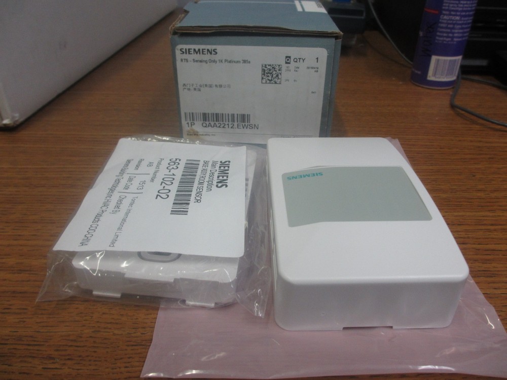 SIEMENS Room Temperature Sensor, QAA2212.EWSN