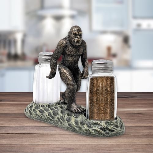 Bigfoot Salt & Pepper Shaker Set – Rustic Sasquatch Kitchen Décor Gift