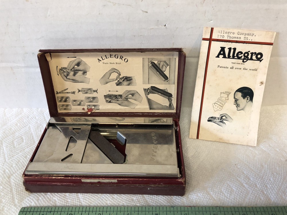 Vintage Allegro Model Standard Automatic Razor Honing Stropping Machine with Box