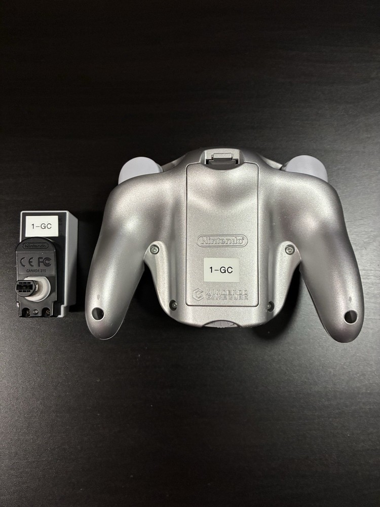 Platinum Nintendo GameCube Wavebird Wireless Controller w/ Receiver OEM￼