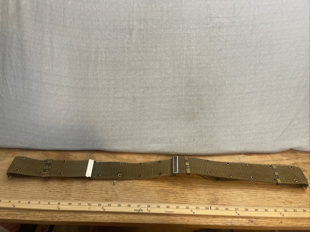 ORIGINAL US ARMY EQUIPMENT FIELD BELT-green