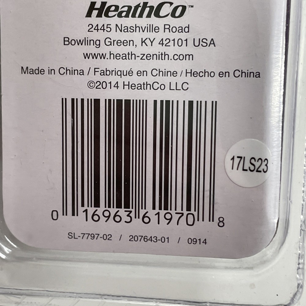 Heath Zenith SL-7797-02 Plastic Wireless Push Button Replacement Doorbell White
