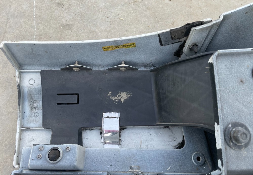 84744212 Volvo Step Fairing Front Left Driver Side