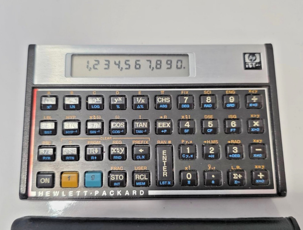 Vintage Hewlett-Packard HP-11C Programmable Scientific Calculator w/Case Working