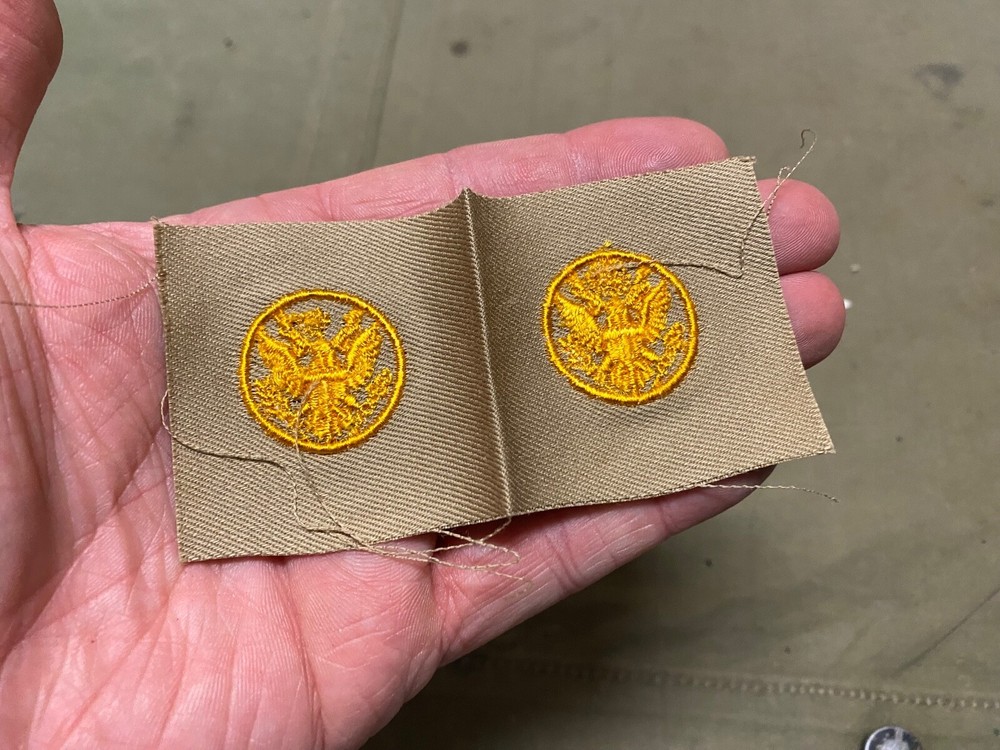 ORIGINAL WWII US ARMY CLASS A JACKET & SHIRT SEW ON "GENERAL" OFFICER INSIGNIA