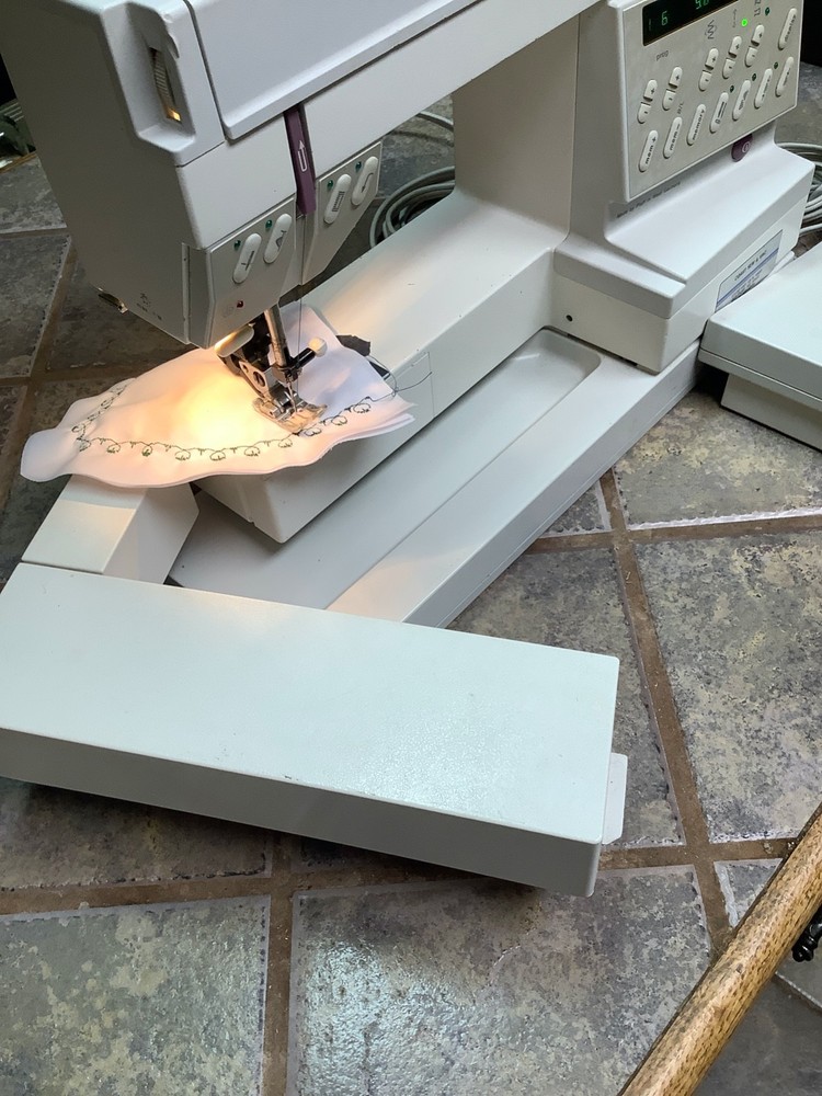 PFAFF Creative 1473 CD Sewing Machine