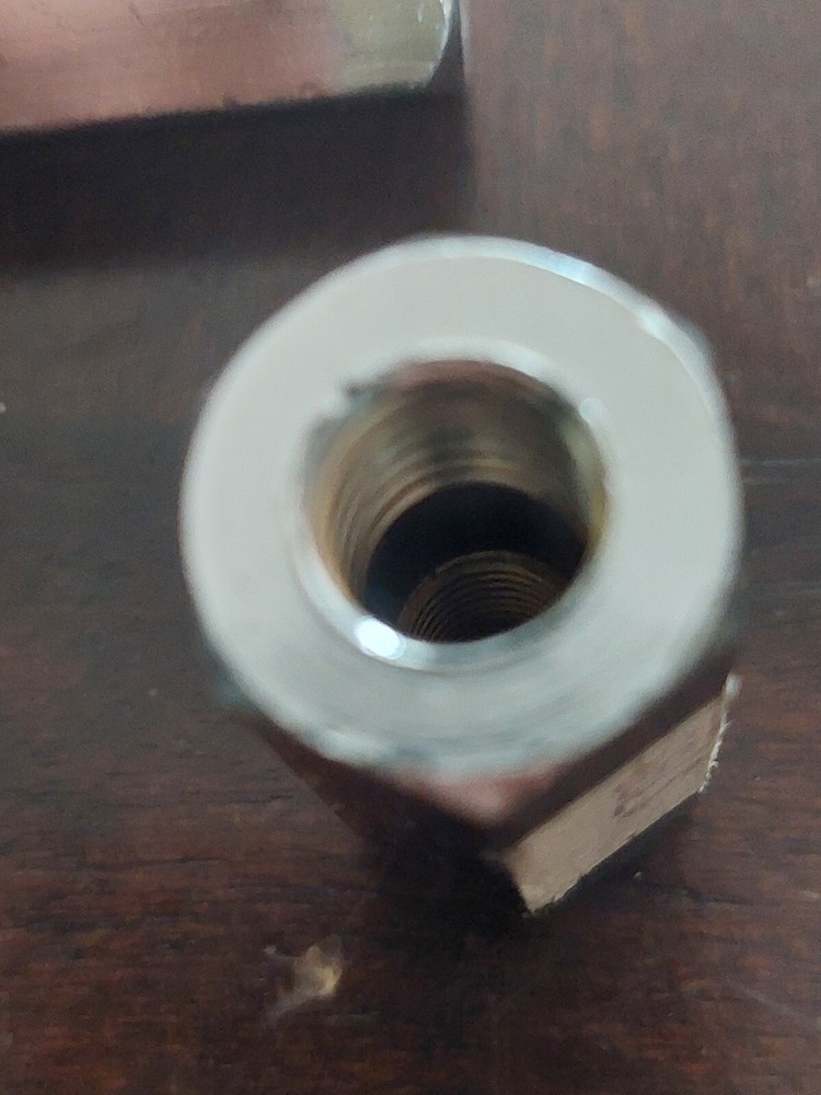 banjo rod connector