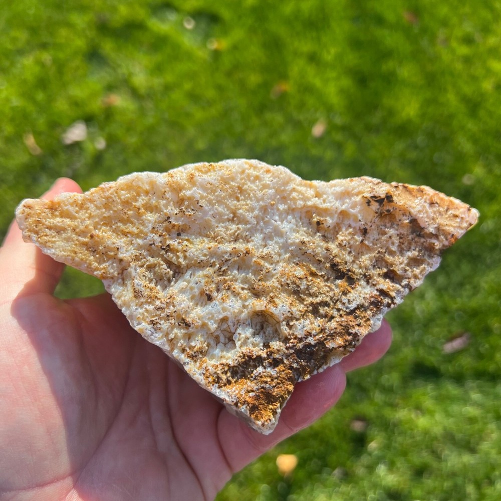 Graveyard Point Plume Agate Rough 836gm (A22)