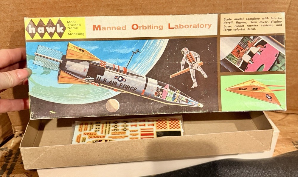 Vintage HAWK 1968 Manned Orbiting Laboratory Model Kit 551-130 Opened Started