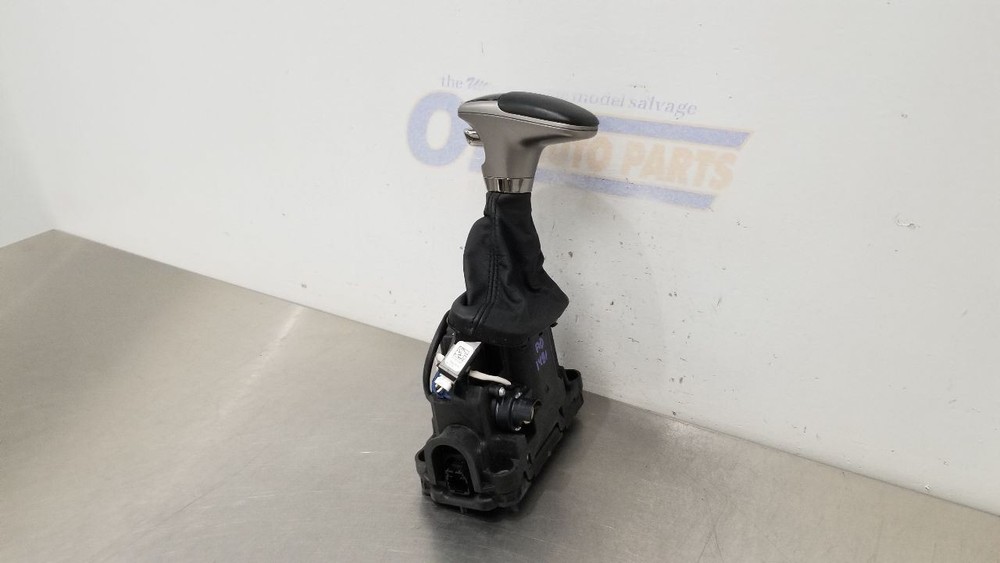 18 DODGE DURANGO SRT 392 AUTOMATIC TRANSMISSION SHIFTER
