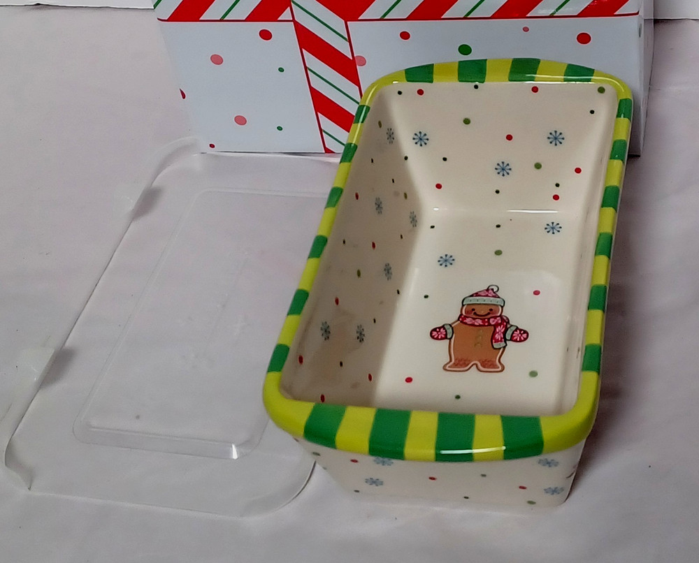 Temptations Winter Whimsey Pattern 12oz Baking Mini Loaf Pan With Lid Gift Box