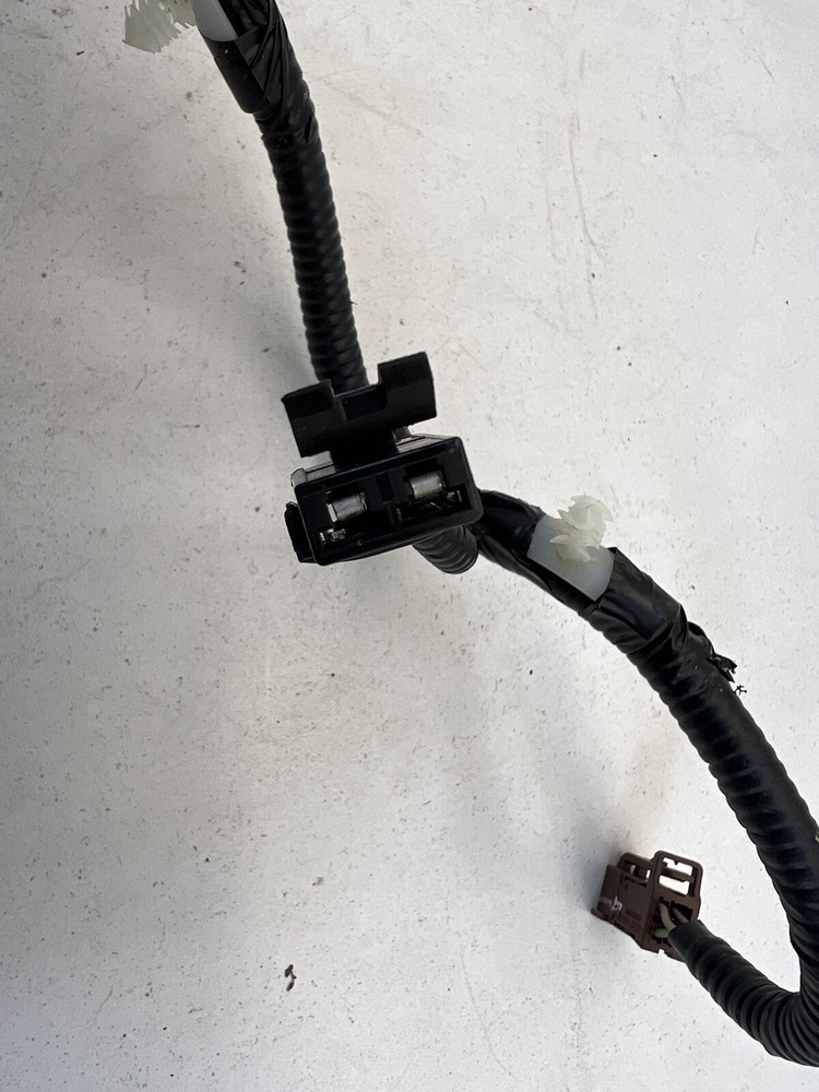 2013-2016 Ford Taurus Front Right Seat Wire Harness OEM.
