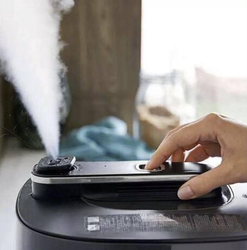 Pampered Chef: QUICK COOKER - BRAND NEW.!!!
