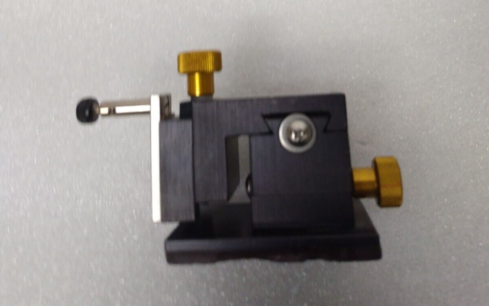 QUATER RESEARCH & DEVELOPMENT XYZ 300 TR Prober