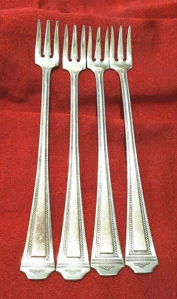 Seafood Cocktail Forks (4)  Sheffield Five Pattern  Silverplate