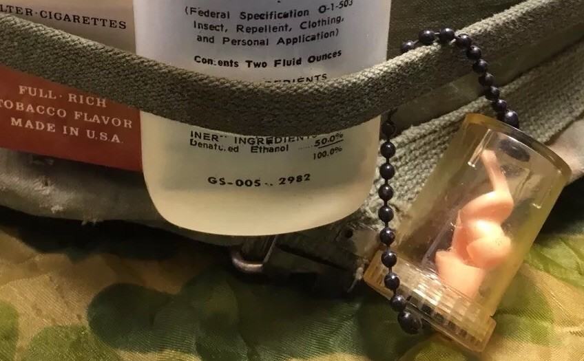 Vietnam War 60s ORIGINAL US GI style REPLACEMENT EAR PLUGS M1/Helicopter Helmet.