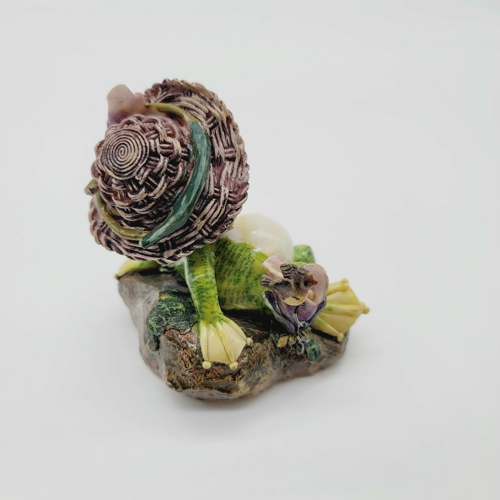 Designspirations Frog Relaxing In Garden 4.5"