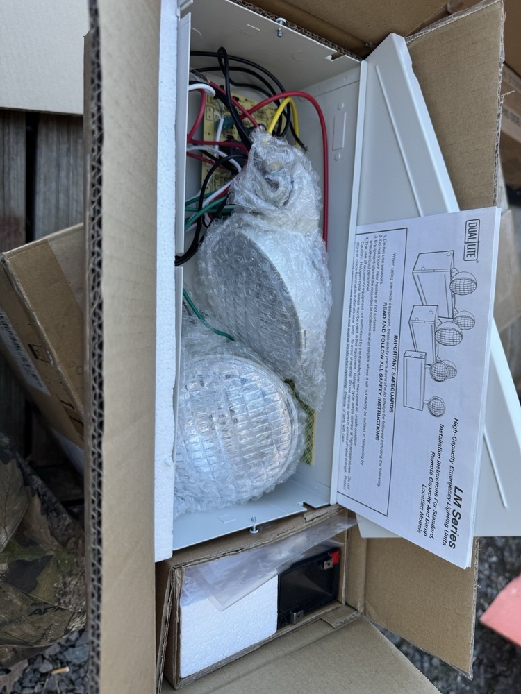 Dual-Lite LM2 LiteForms High Capacity Emergency Light