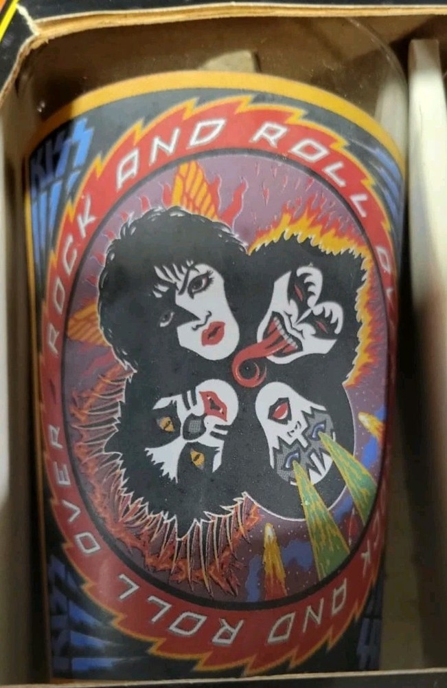 KIZZ Collector's Series Pint Glass 16 oz 4- Pack 2006