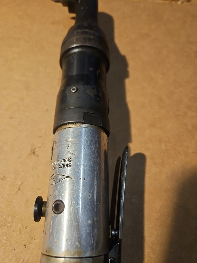 Sioux Model A2152 Right Angle Pneumatic Screwdriver 1/4" Hex Drive