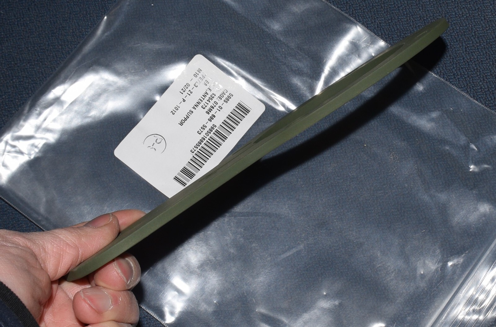 MILITARY GPS ANTENNA MOUNT BRACKET BASE PLATE LMTV TRUCK HMMWV MRAP LIGHT