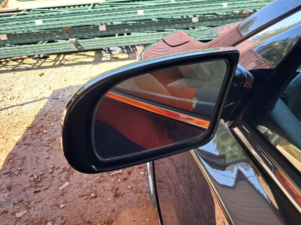MAXIMA 2011 Glove Box 4736557