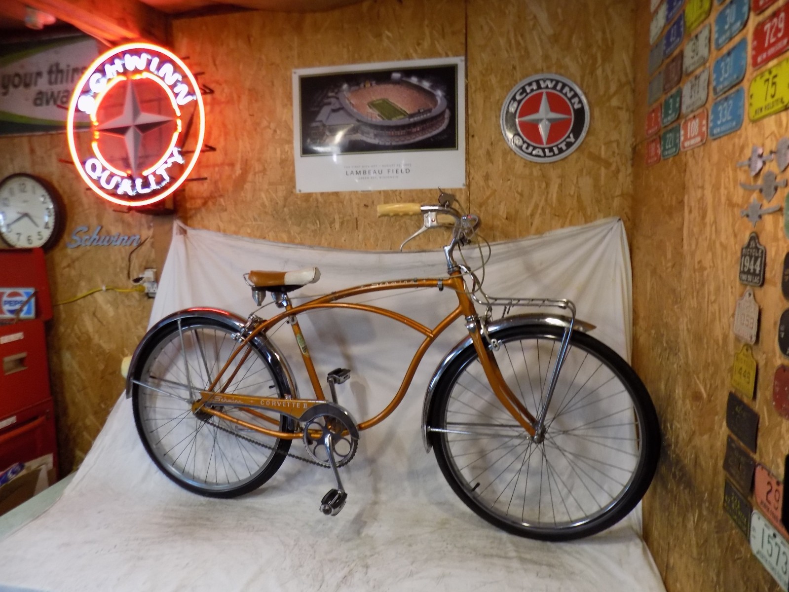 1965 SCHWINN CORVETTE II MENS 3-SPEED COPPERTONE CRUISER BIKE JAGUAR PANTHER S7!