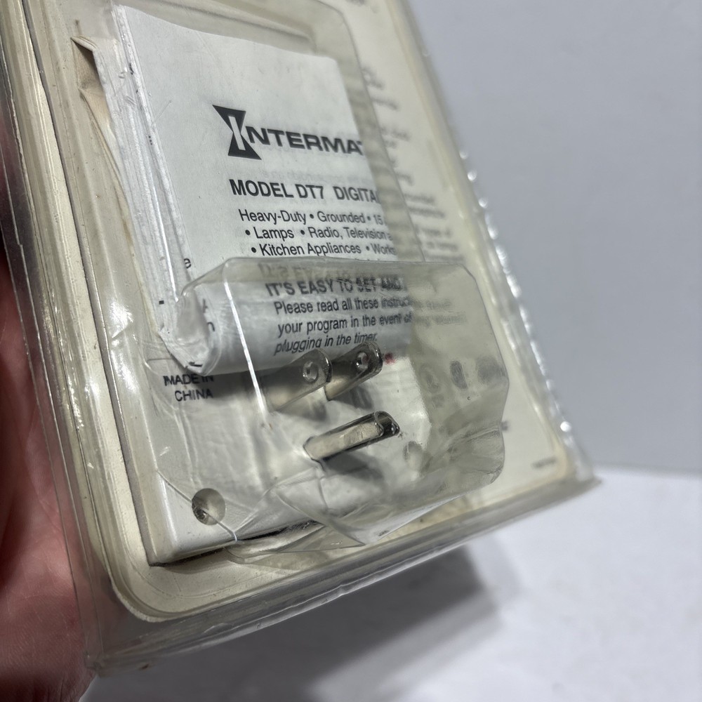 Vtg Intermatic DT7C Digital Lamp & Appliance Timer Programmable 7 Day NOS