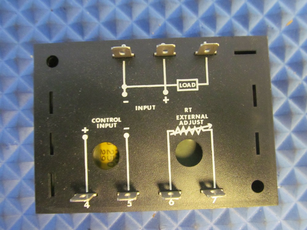 NOS Entrelec Solid State Timer EISB4D20 120VAC 1A Free Shipping