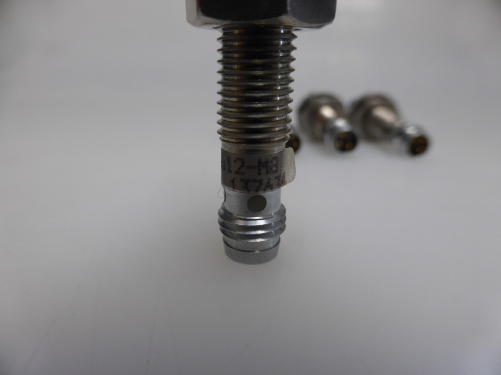 Contrinex Inductive Proximity Switch DW-AS-612-M8-001