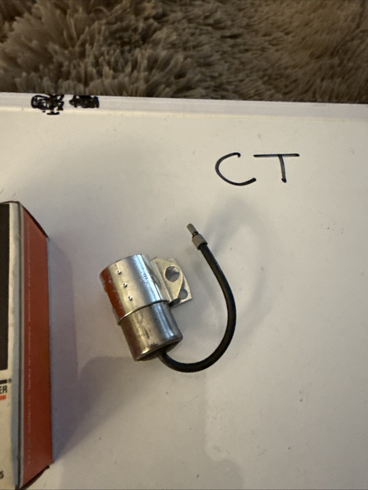 (1) Borg Warner condenser G618 Nos OEM Sold Individually