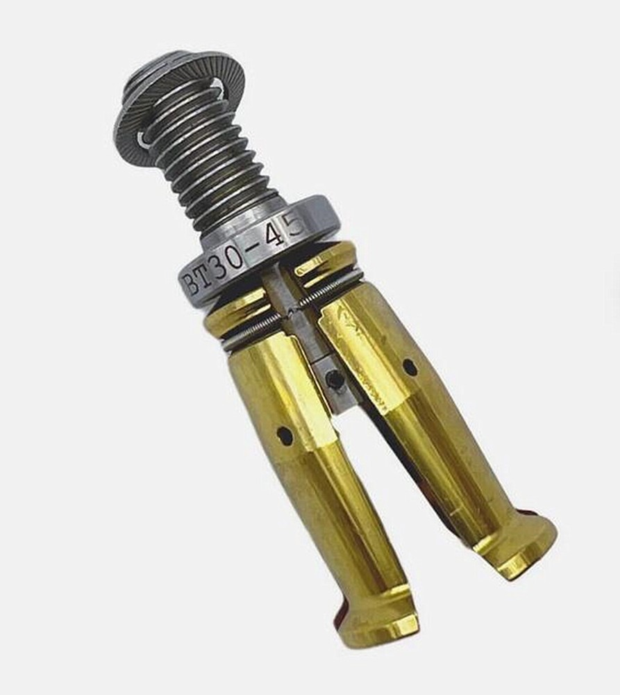 1PC BT30 4 Petal Clamp Pull Claw For CNC Spindle 45 Degree Outer Screw Pull Part