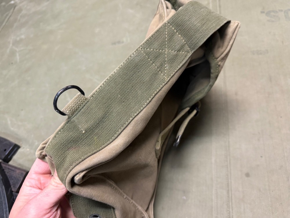 ORIGINAL WWII US ARMY INFANTRY M1 GP AMMO CARRY BAG-TRANSITIONAL OD#3, OD#7,1943