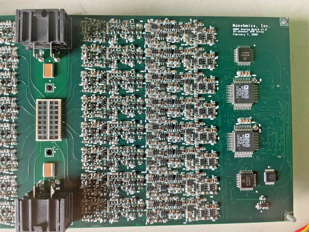Nanohmics Analog &Digital COMS Boards 32-Channel APD Array, Avalanche Photodiode