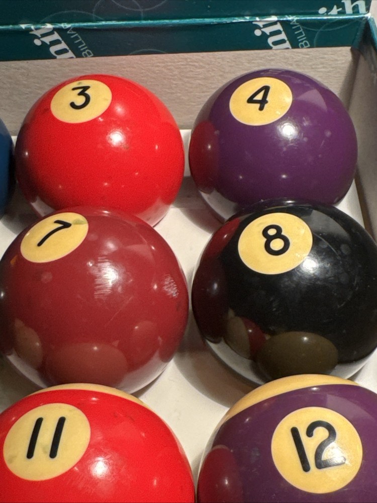 ARAMITH BILLIARD POOL TABLE BALL SET