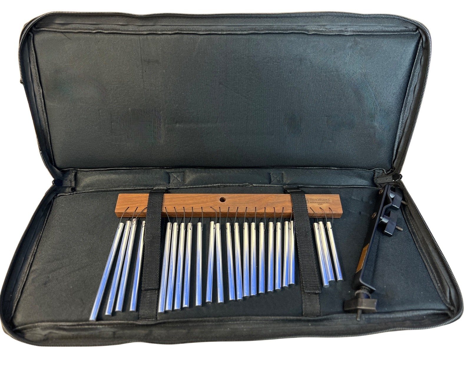 TreeWorks Chimes Medium 23 Bar, Row Bar Chimes w/Travel case @ Mount-PreOwn EXC