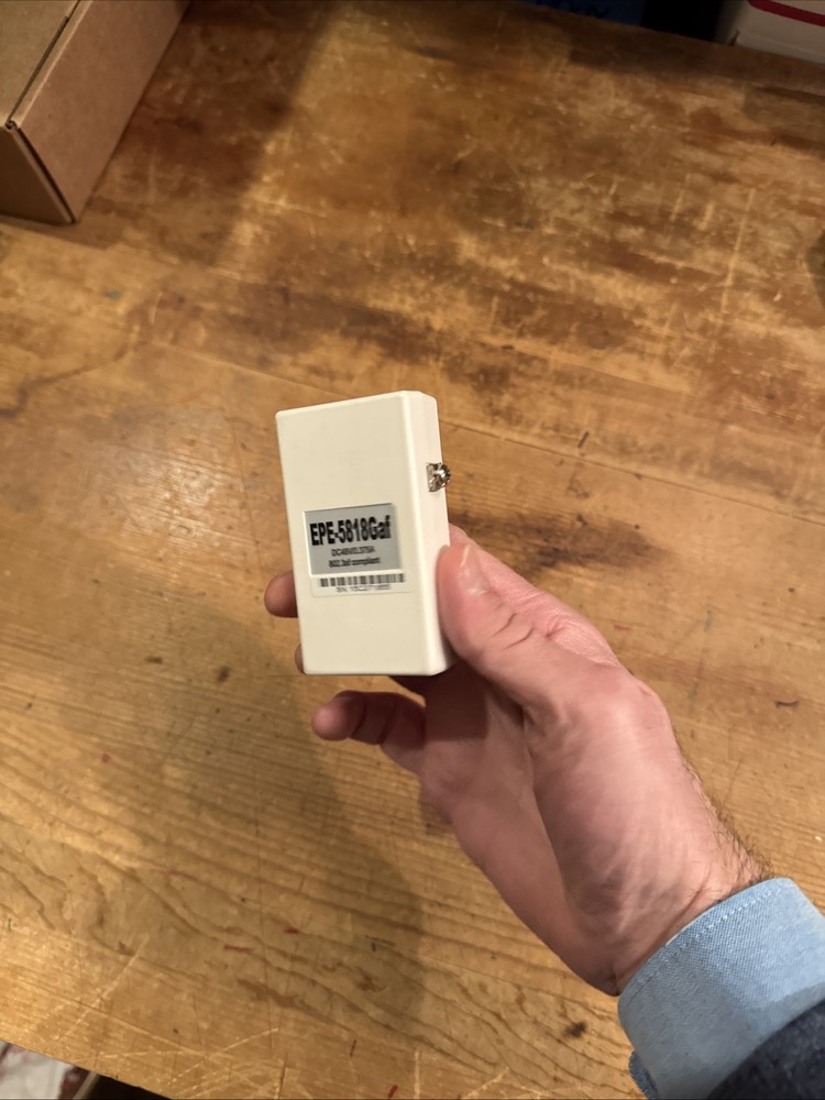 EnGenius Technologies (802.3af Gigabit POE) EPE-5818GAF Network Device Tested &