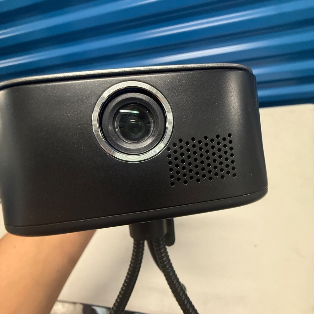 Miroir M75 Portable Mini Projector With Tripod & Cable