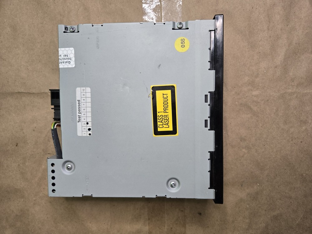 2005-2008 Audi A4/S4 B7 6 Disc CD Changer