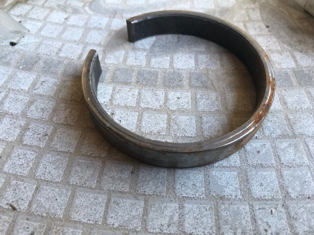 52131810 RING; RETAINING QL40