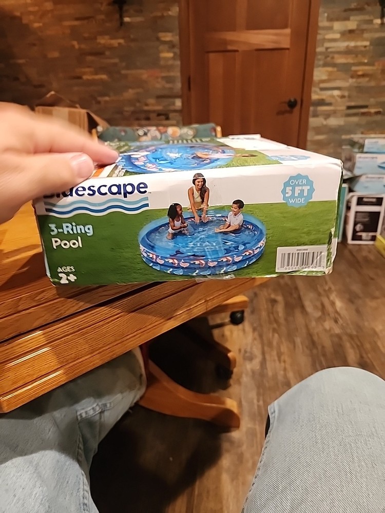 Bluescape 3-Ring Pool