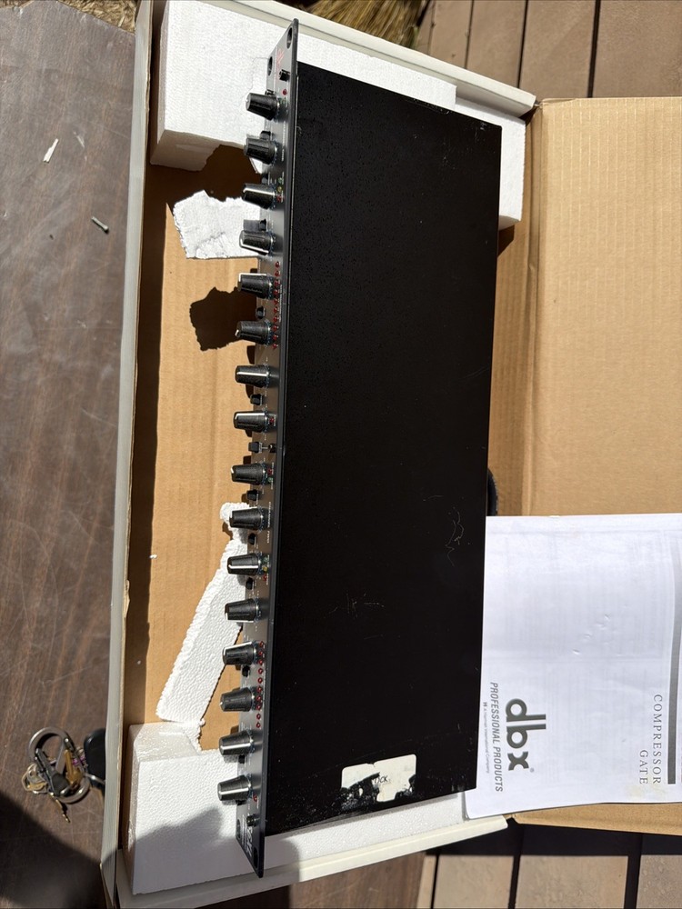 DBX 166XL Compressor Limiter/Gate Effects DSP Processor In Box
