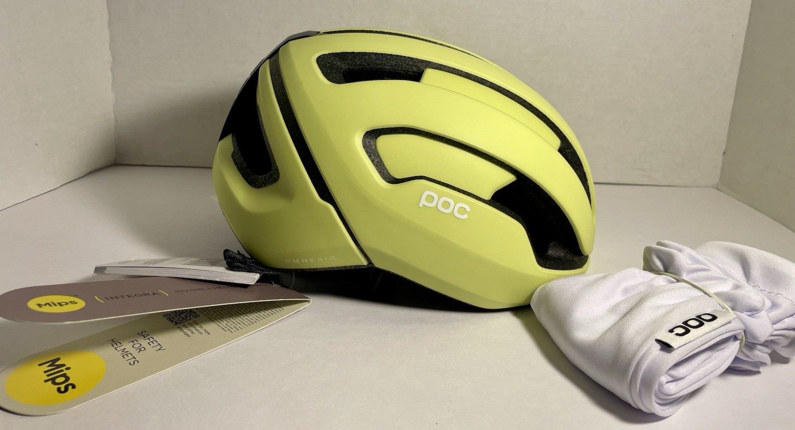 POC OMNE AIR MIPS LEMON CALCITE MATT MEDIUM (54-59cm) CYCLIST BIKE HELMET NEW