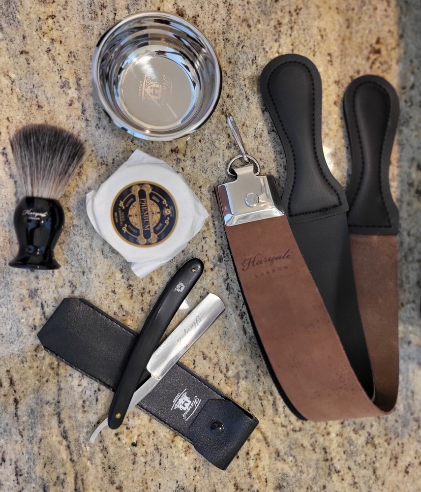 Branded Gift Set with Classic Shaving Items