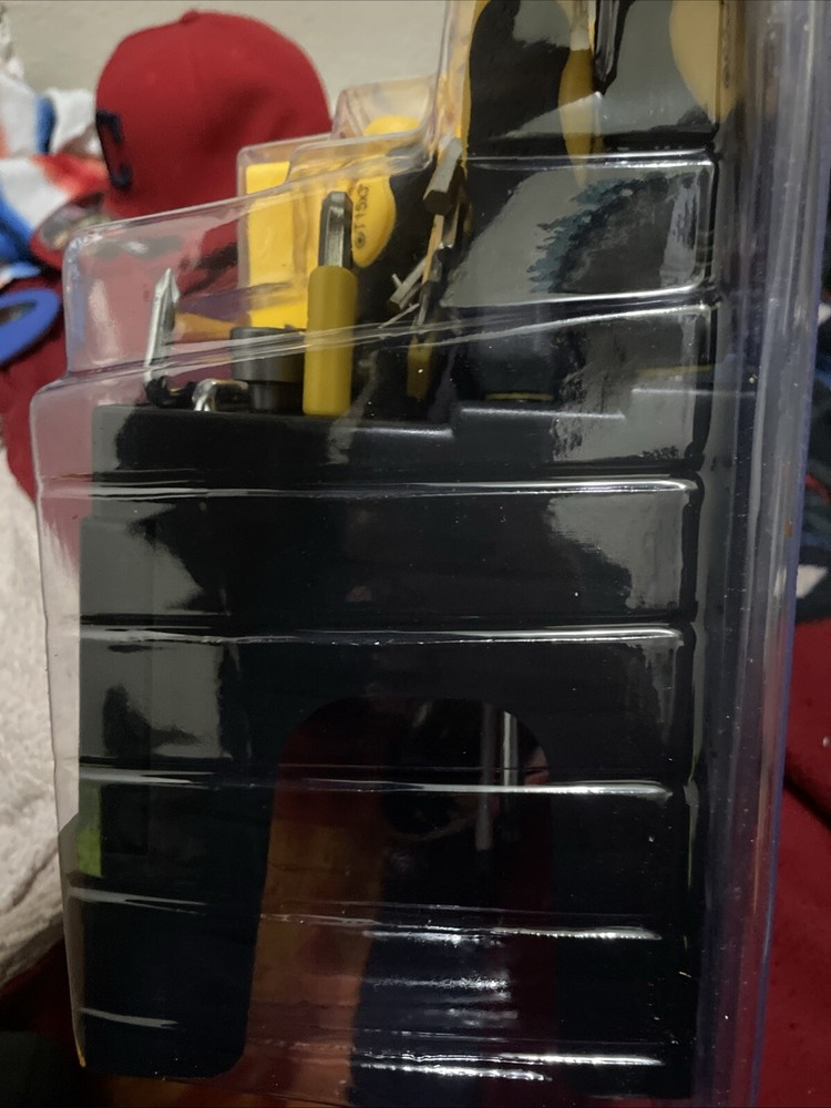 Dark Duck Scewdrivers And Bits Set