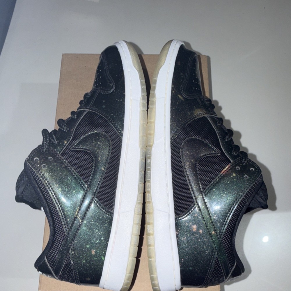 Nike SB Dunk Low Pro intergalactic 420