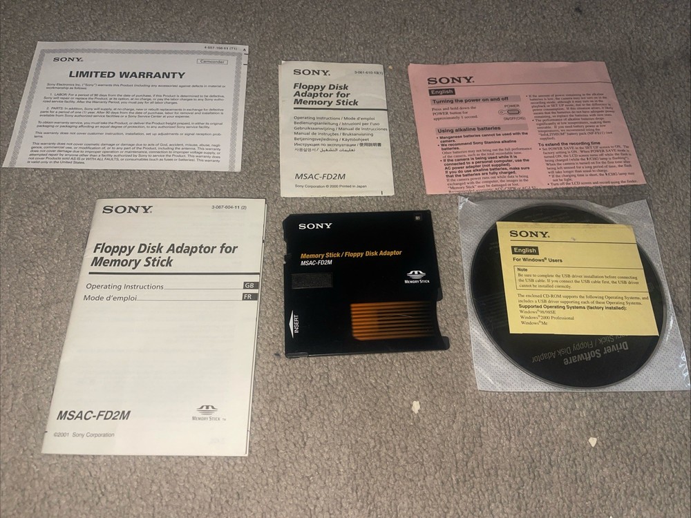 Sony Floppy Disk Adaptor/Interface for Memory Stick (MSAC-FD2MA), Win./Macintosh