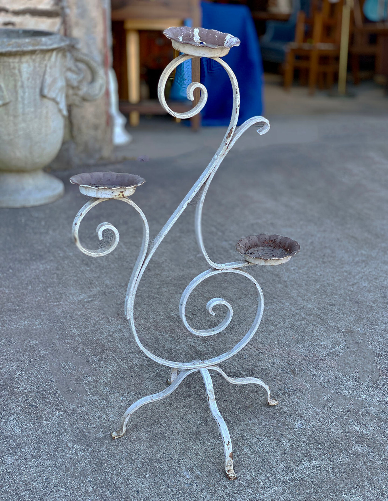 Antique Victorian Wrought Iron Outdoor Garden Plant Stand