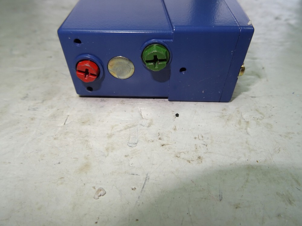 Telemecanique XML BM02V2S11 Different